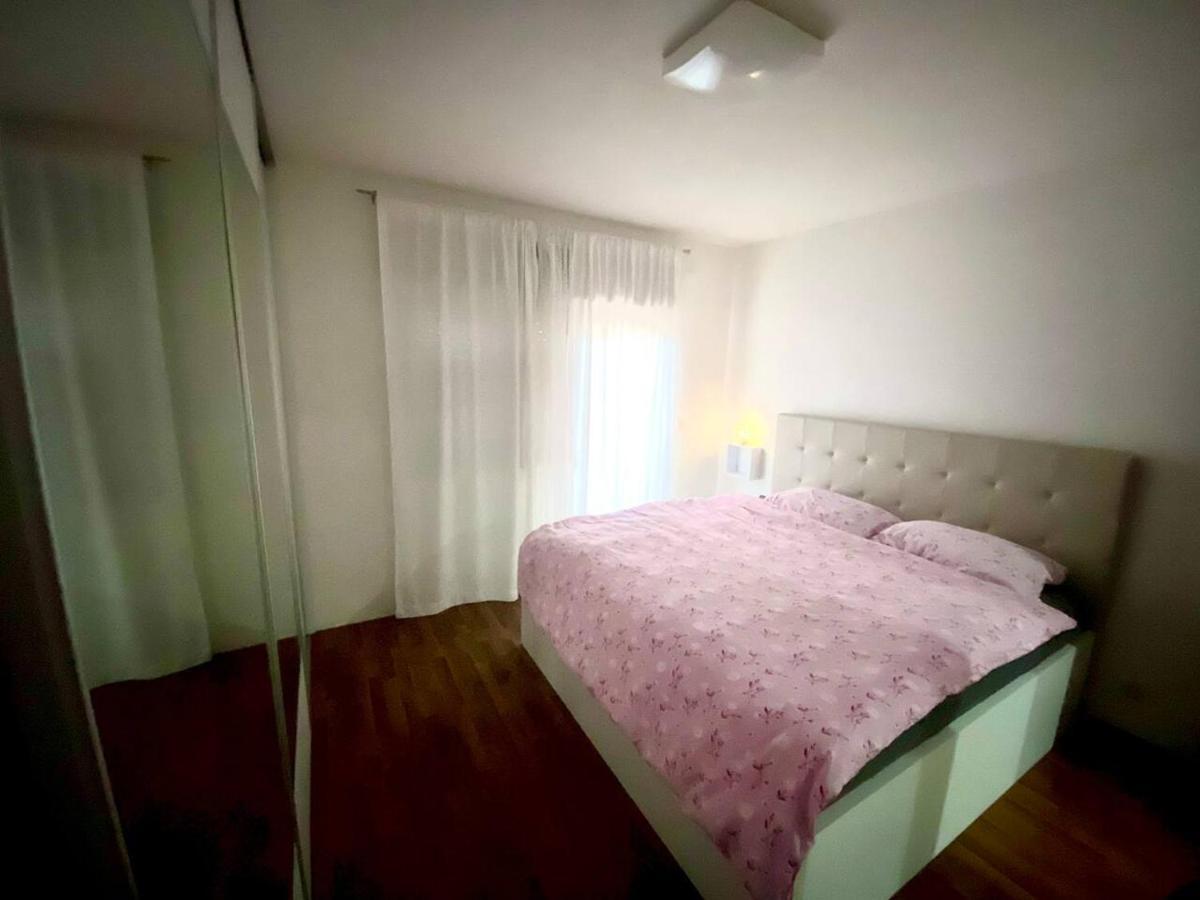 Dama Apartment Kaštela Екстериор снимка